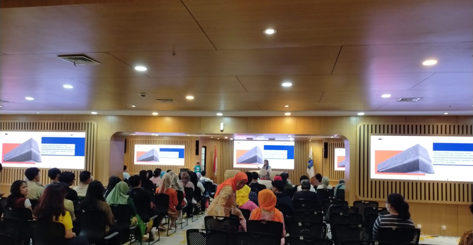 Diskusi Film Pengepungan Di Bukit Juri